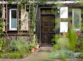 Ferienwohnung Bett Und Buch、リヘンのホテル