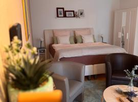 Komfort-Apartment Mit Terrasse, hotel a Estenfeld