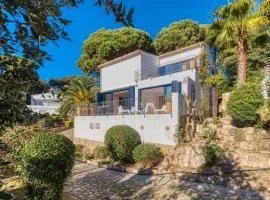 Costacabana - Casa Adora