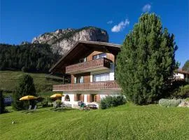 Große Gartenwohnung Haus Forelle