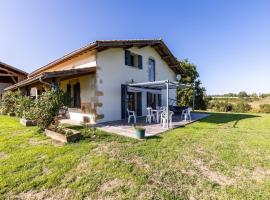 Le Basque - Bazas, hotel i Bazas