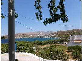 Akrogiali Rooms and Studios, hotel en Drymonas