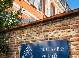 Hôtel Une Chambre en Ville