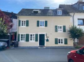 Eifeloase, hotel di Birresborn