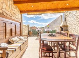 El Petit Maialenc, Hotel in Mayals