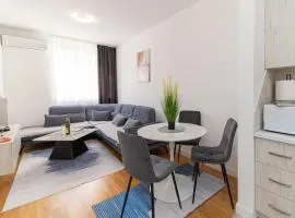 City Center E&D Apartment