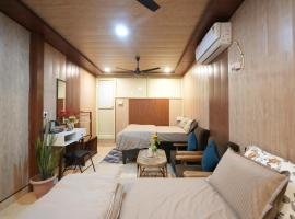 Full Stop Hostel, хотел в Ришикеш
