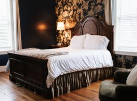 The Grand Lux Inn, hotel v mestu Tullahoma