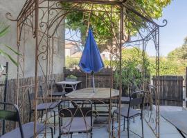 Appartement de charme – hotel w mieście Ruoms