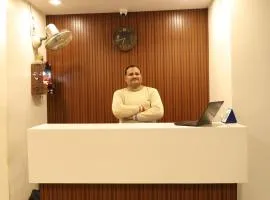 LUXURY ROOMS By HOTEL HARI PALACE