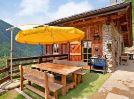 Chalet Berghof Laret, khách sạn ở Rabbi