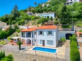 Villa Romantica