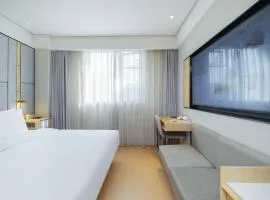 JI Hotel Shanghai Lujiazui Changyi Road Metro Station