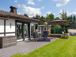 Ferienhaus Sauerland am Hennesee, hotel v mestu Meschede