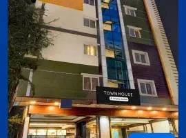 Super Townhouse Whitefield Bangalore