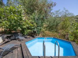 Villa a Croce, hotel a Alata