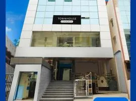 Super Townhouse Whitefield Railway Station Formerly Kadugudi Whitefield