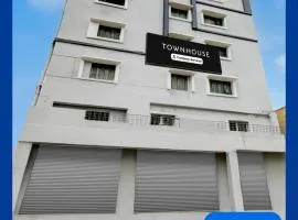Super Townhouse Vanasthalipuram Near Deer National Park