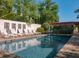 Villa face au Mont Bouquet, ξενοδοχείο σε Servas