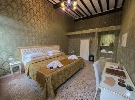 Rialto Charm Boutique