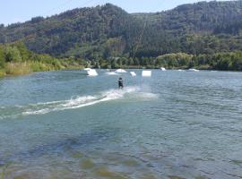 Das Spatzennest, hotel i Riol