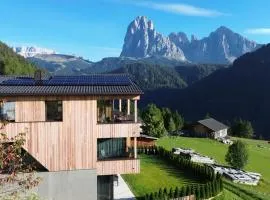Apartments Emilia