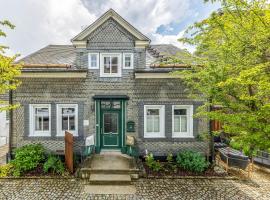 Ferienhaus Altstadtchalet โรงแรมในชมาลเลนแบร์ก