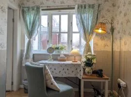 Vintage 3-Bed City Centre Gem Free Parking