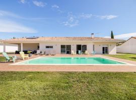 Villa Lumière Ychoux, hotel di Ychoux