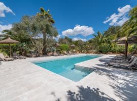 Casa Pina, hotel di Costitx