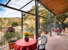 Garden Cottage I Dammusi - Ulivo, hotel i Castelmola