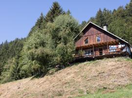 Chalet D'alpage Authentique โรงแรมในQueige