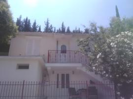 Studio Liana, Hotel in Frikes