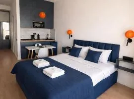Park Ortachala Apartments with River and City View