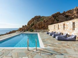 Mont' Rock villas 2، فندق في Posidhonía