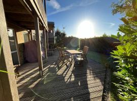 Cattle Barn - leben auf dem Hof – hotel w mieście Tröndel