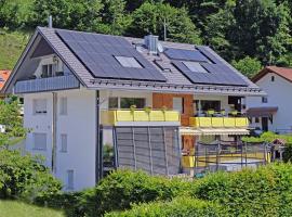 Haus Belchenherz - Münstertal, hótel í Münstertal