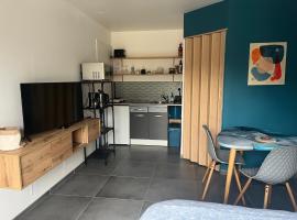 Blu'in - studio avec parking, hotel i Mérignies