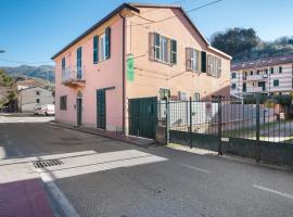 Affittacamere Monica, hotell i Levanto