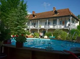 Domaine Des Mousquetaires