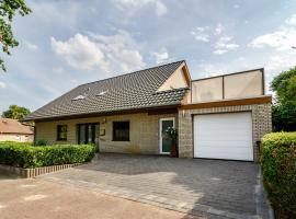 Ferienwohnung Bodenstein โรงแรมในSurwold