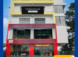 Super Townhouse AIIMS Kolkata Formerly Tanish Inn