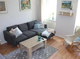 Sei hier Gast - FEWO 2 Ferienwohnung im Gesindehaus Warmsdorf, Zentral zwischen Aschersleben, Bernburg und Staßfurt