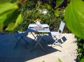 Studio Petit Nid Cosy de l'Albret、ネラックのホテル