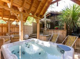 Chalet Savannaketh, hotel v destinaci Lacanau