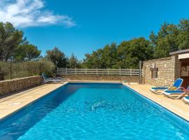 Villa les Vallons, viešbutis mieste Lioux