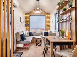 Tiny House Ingo John 'Speedy'