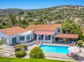 Villa Niovella by Villa Plus