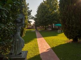 Villa Marinsky Pietrasanta, hotel Pietrasantában