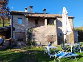Domus Giò Giò, Hotel in Saludecio